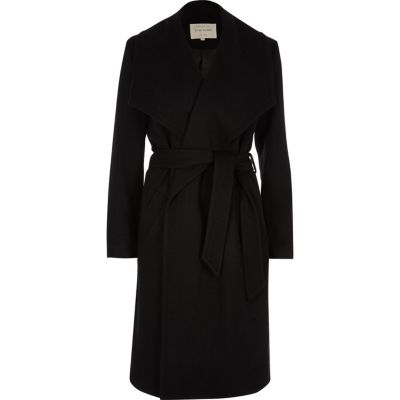 Black robe coat
